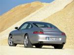 Porsche 911 Carrera 4 2003 года